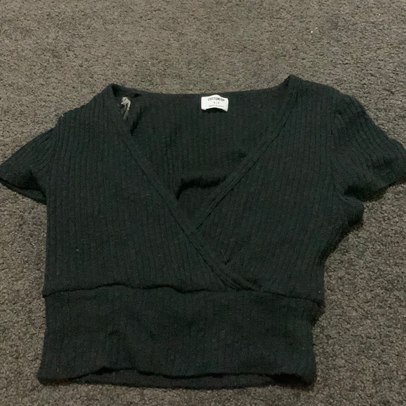 Cotton On Tops - black crossover crop top from cotton on !